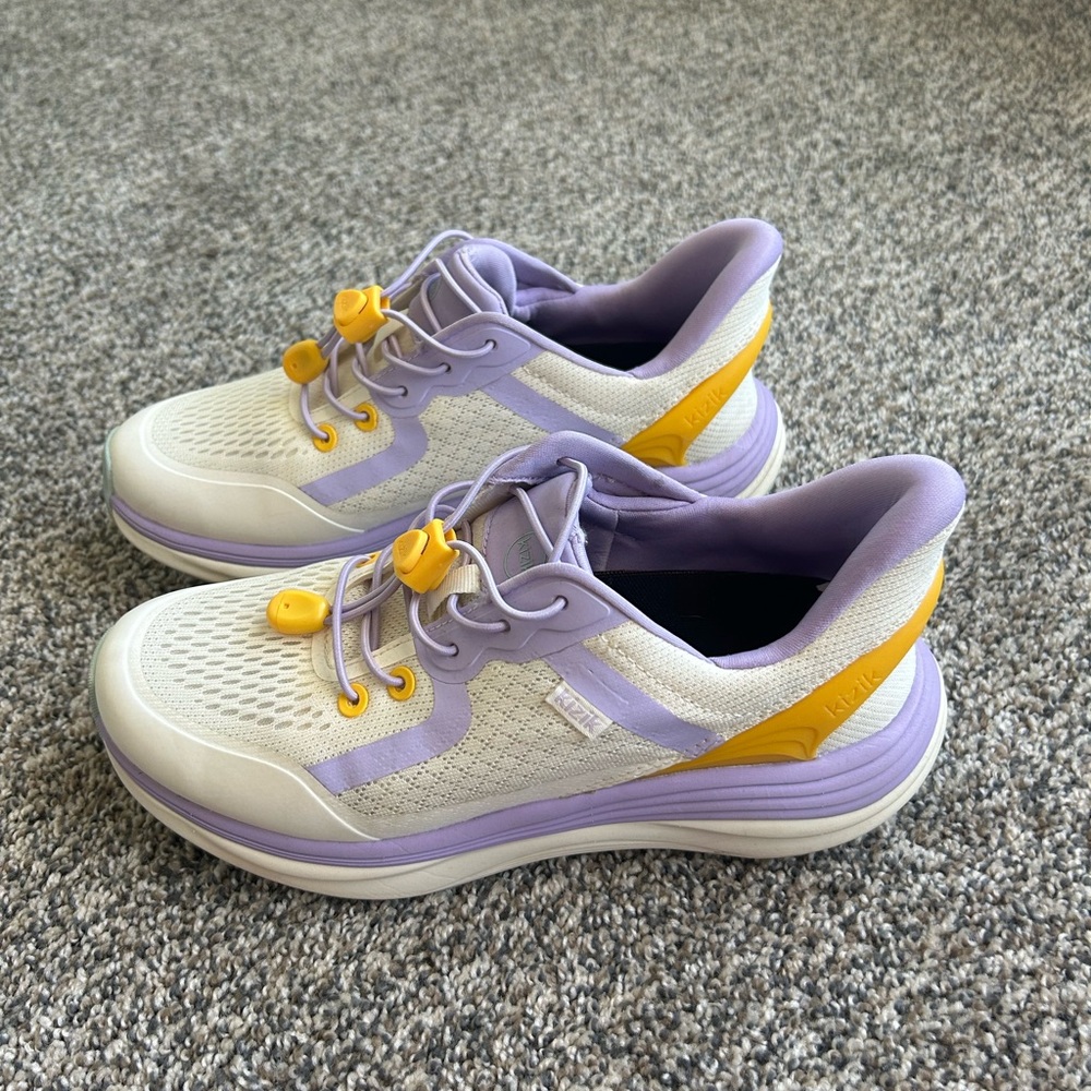 Women’s Kizik Slip-On Shoes. Worn Once, Excellent Condition